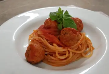 Gli Spaghetti Con Le Polpettine sono un Primo ...