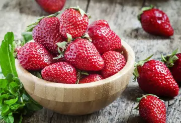 FRAGOLE,CARATTERISTICHE, STORIA E PROPRIETÀ ECCO LE FRAGOLE