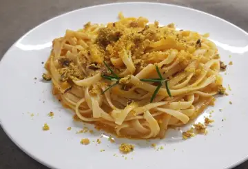 PASTA CON ZUCCA E PANGRATTATO