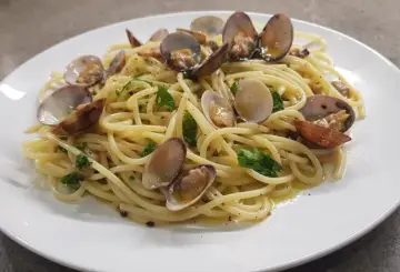 SPAGHETTI CON LE VONGOLE