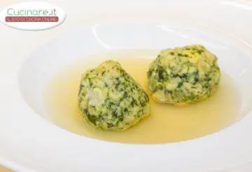 I canederli alla tirolese o "Knödel" sono una ...