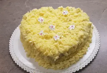 La Torta Mimosa All'Ananas è una deliziosa ...