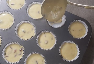 MUFFIN ALLE CILIEGIE preparazione 6