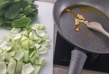 Pak Choi In Padella preparazione 3