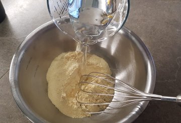 Crepes con farina di ceci, leggere e versatili preparazione 0