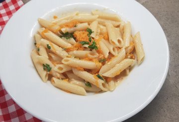 PASTA ZUCCA E PHILADELPHIA preparazione 6