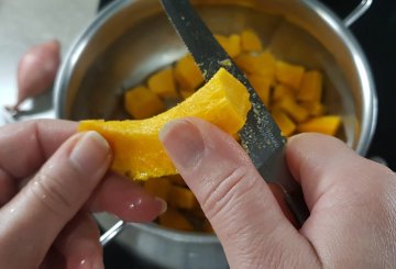 RISONI ALLA ZUCCA preparazione 1