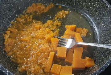 RISOTTO ZUCCA E SPECK preparazione 5