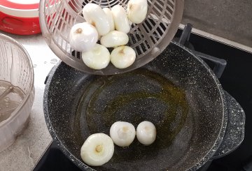 CIPOLLE BORETTANE IN PADELLA preparazione 1