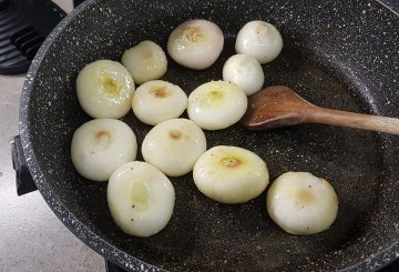 CIPOLLE BORETTANE IN PADELLA preparazione 2