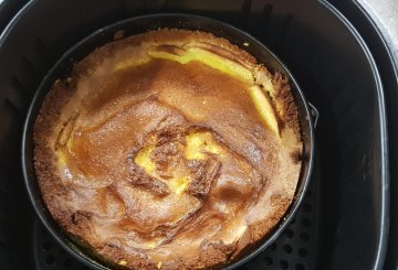 TORTA  CON PANDORO AVANZATO preparazione 8