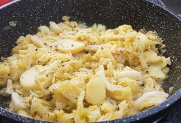 VERZA E PATATE preparazione 6