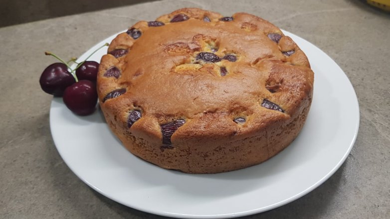 Torta Alle Ciliegie