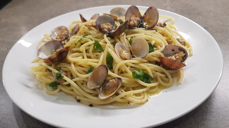 SPAGHETTI CON LE VONGOLE